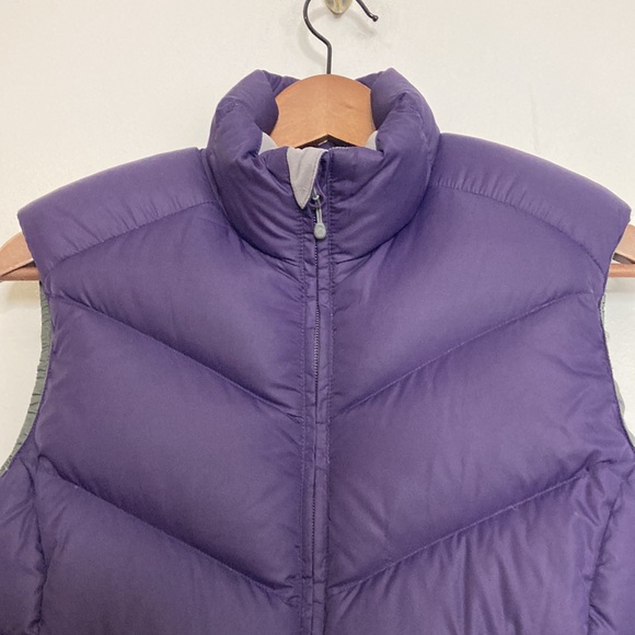 MEC Vest Womens XS Purple Softshell Goose Down Chevron Puffy Quilted Layer - Picture 3 of 15